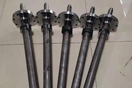 螺桿機筒是如何產生磨損的?材料之間不斷摩擦!